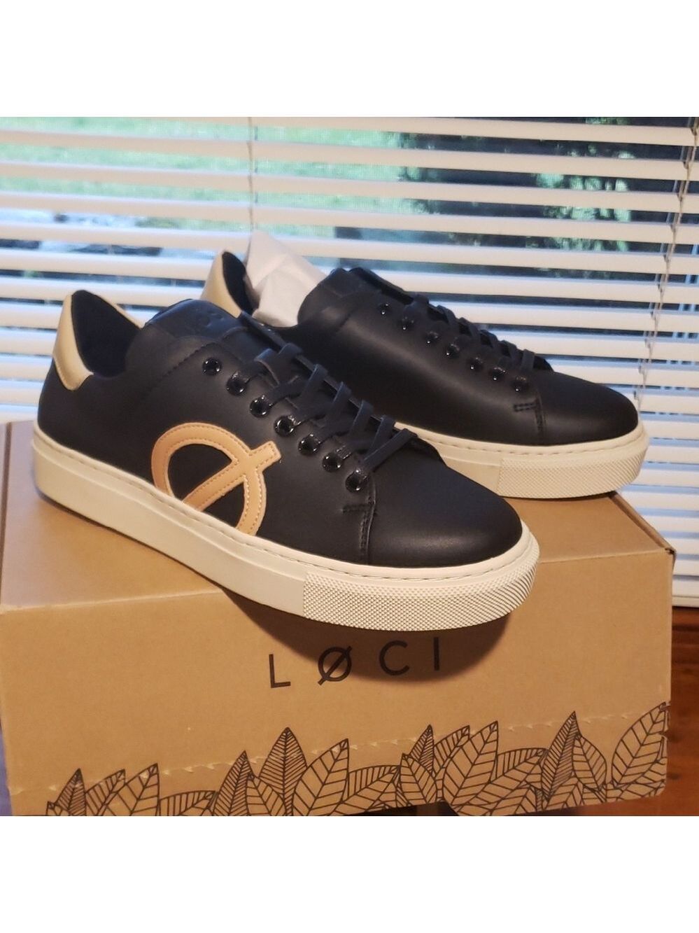 New In Box Loci Origin Sneakers EU37